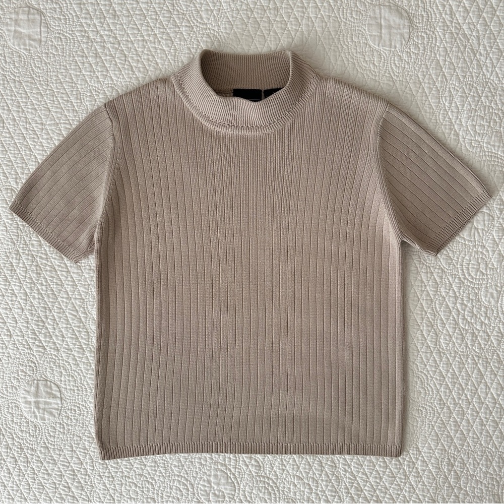 Laura Scott Beige Ribbed Knit Mock Neck Top Short Sleeve Sweater